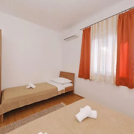 Apartament Anamarija